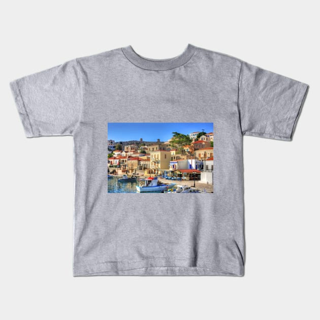 Peaceful Harbour Kids T-Shirt by tomg